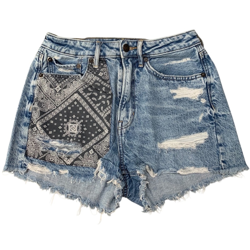 American Eagle Size 6 Highest Rise 90s Boyfriend Bandana Distressed Denim Shorts